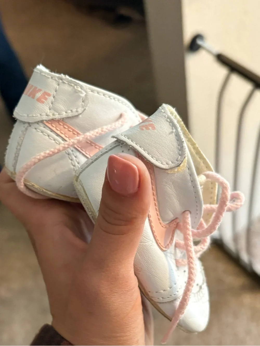 Nike vintage 1984 Sweet Dreams Newborn  Leather Baby Girl Swoosh High Top